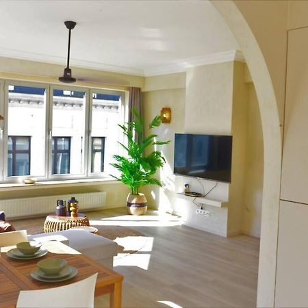 Downtown 2 Bdr Apartment ***** 3 アントウェルペン エクステリア 写真