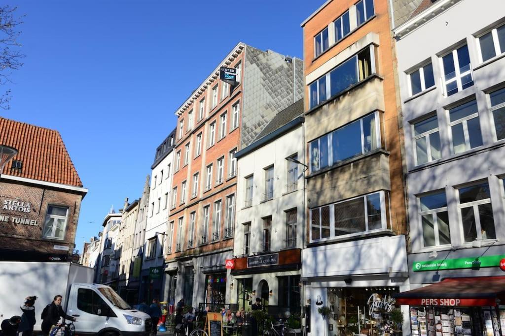 Downtown 2 Bdr Apartment ***** 3 アントウェルペン エクステリア 写真
